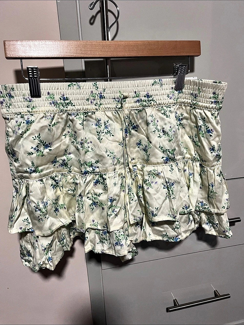 PINK Satin Ruffle Skirt Floral Satin Ruffle Mini Skirt Size Large NWT